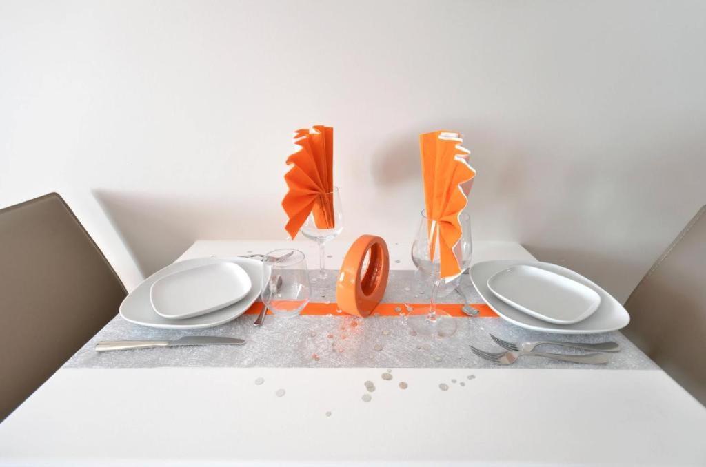 Orange studio Paris Serris Buitenkant foto